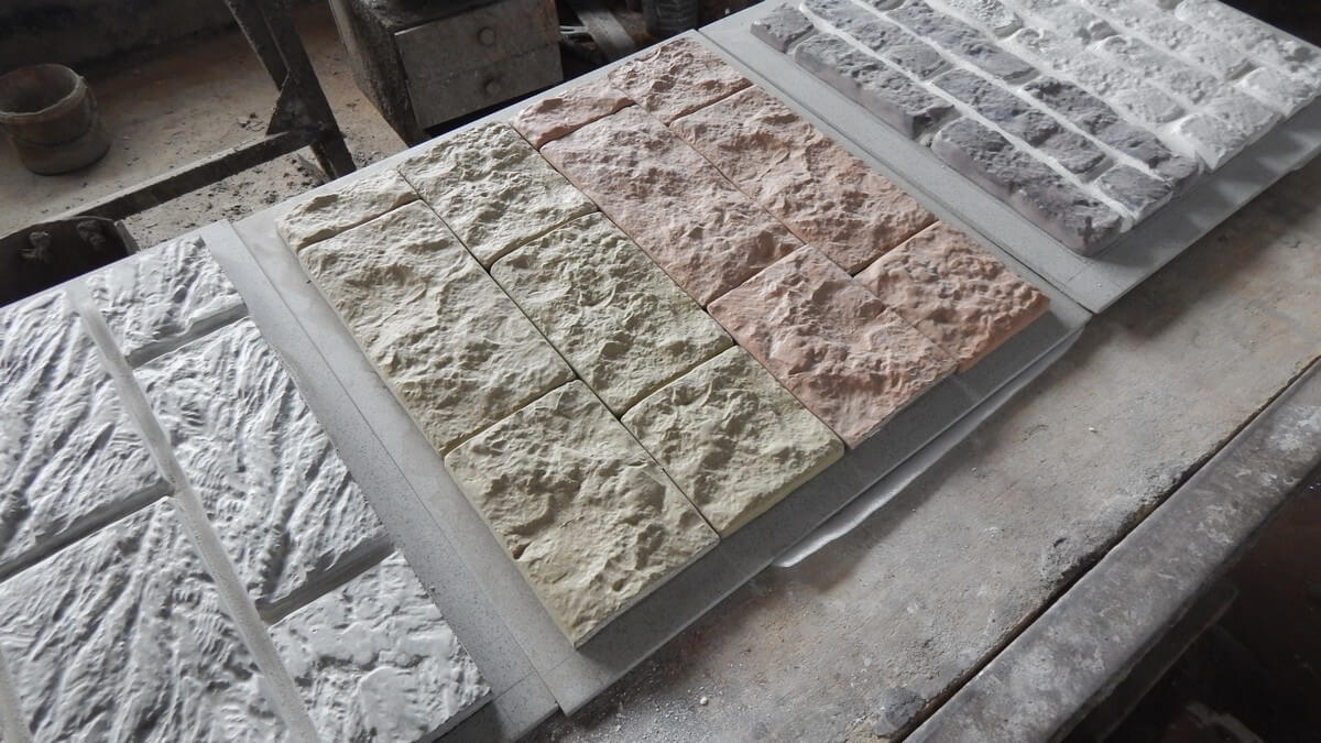 Фасадная плитка из бетона для отделки бани от завода-изготовителя ЛОБАС