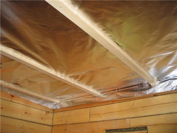 теплоизоляция на потолке